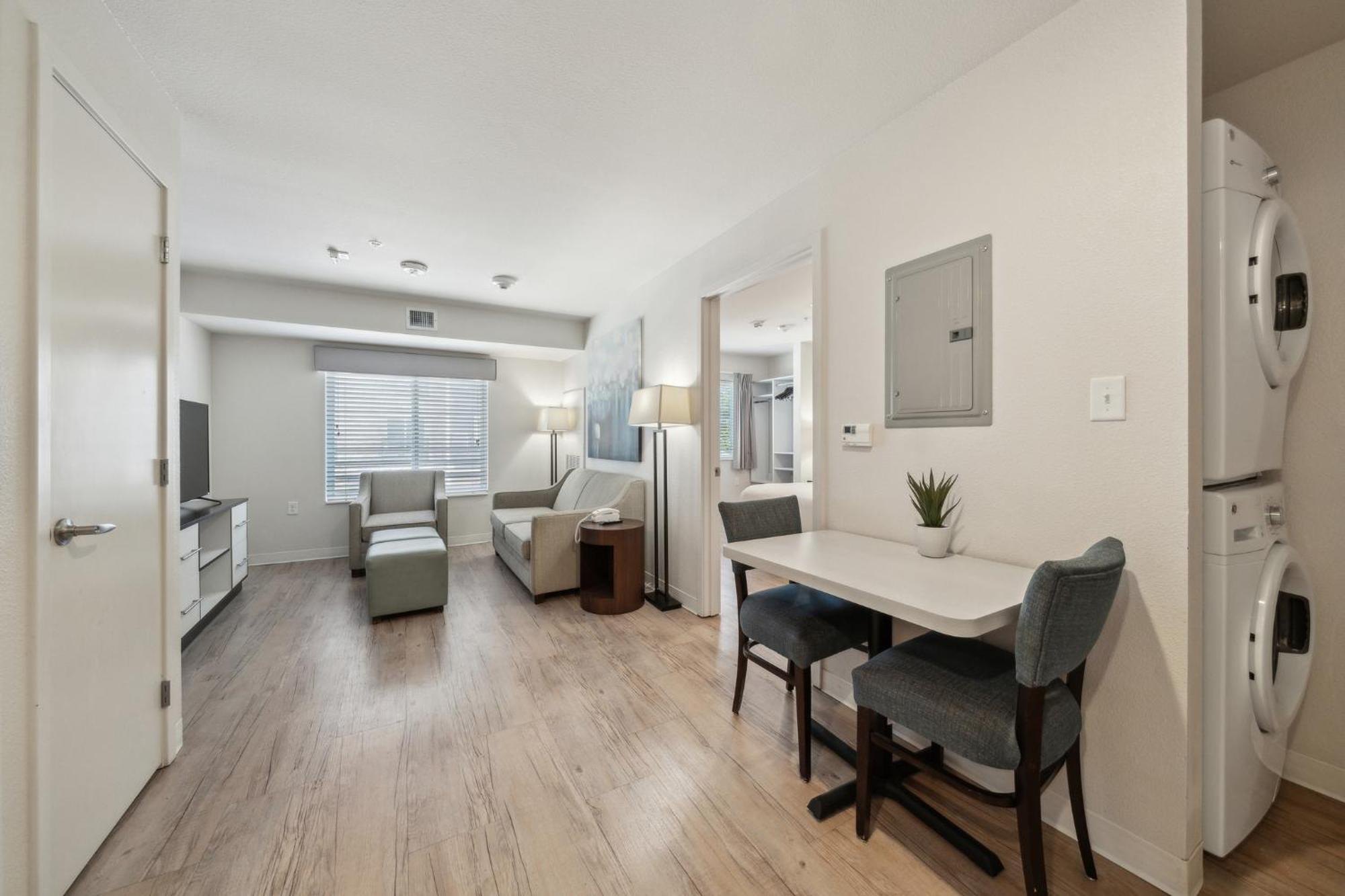 Spectacular 1bedroom I Dog Park Apartment *