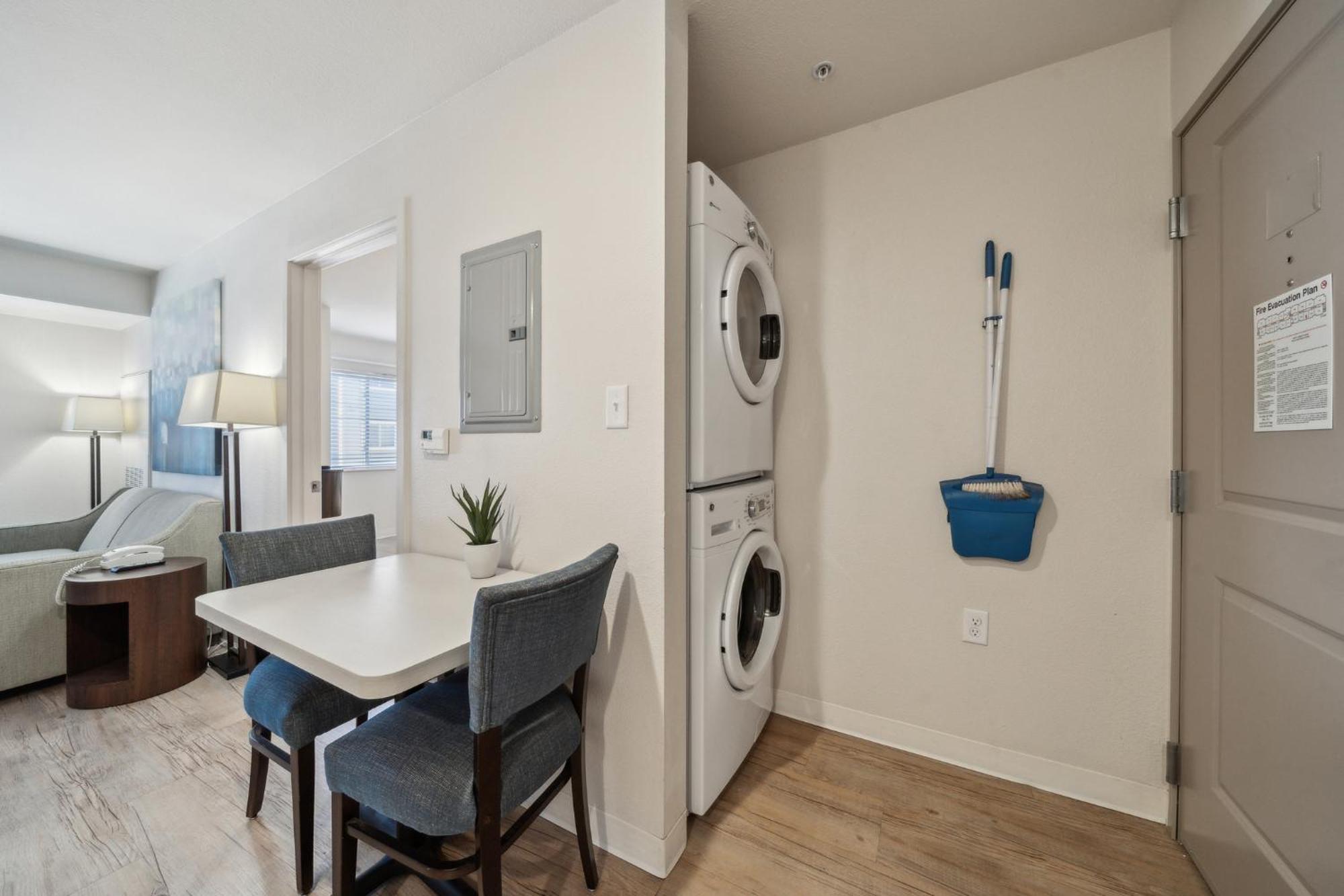 Spectacular 1bedroom I Dog Park